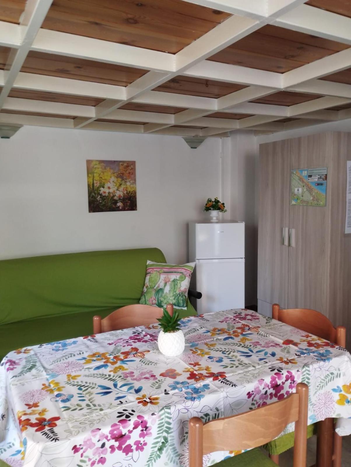 Appartamento Centralissimo Zona Terme Маргерита ди Савоя Екстериор снимка